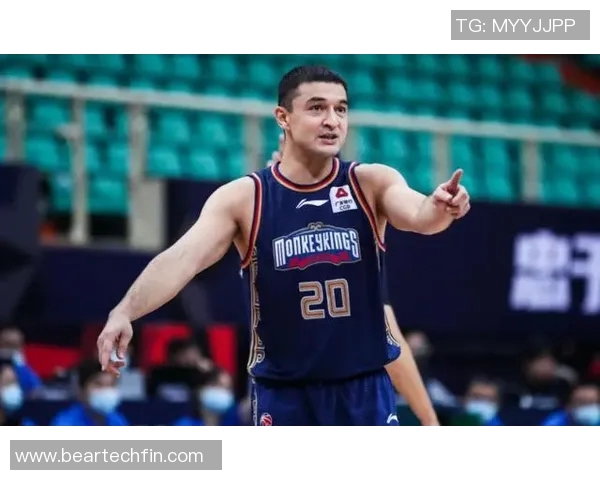 足球明星西热艾力的传奇之路与场外生活揭秘